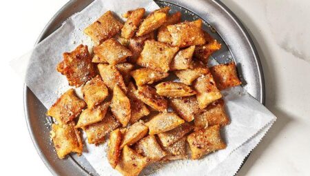 Parmesan Garlic Pizza Rolls